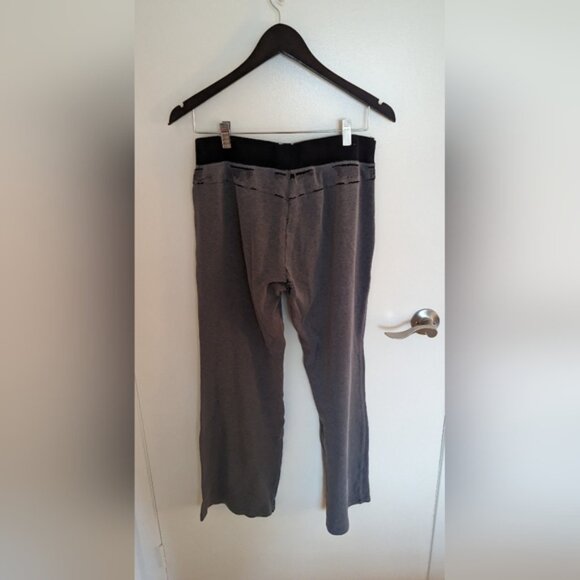 Womens Columbia Sweatpants - Size Medium - Picture 3 of 3